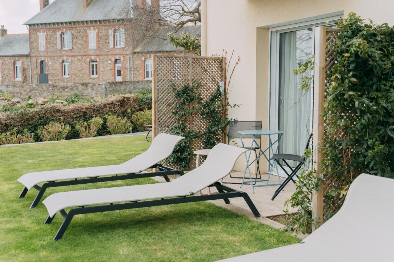 Hôtel Les Agapanthes Ploubazlanec Exterior foto